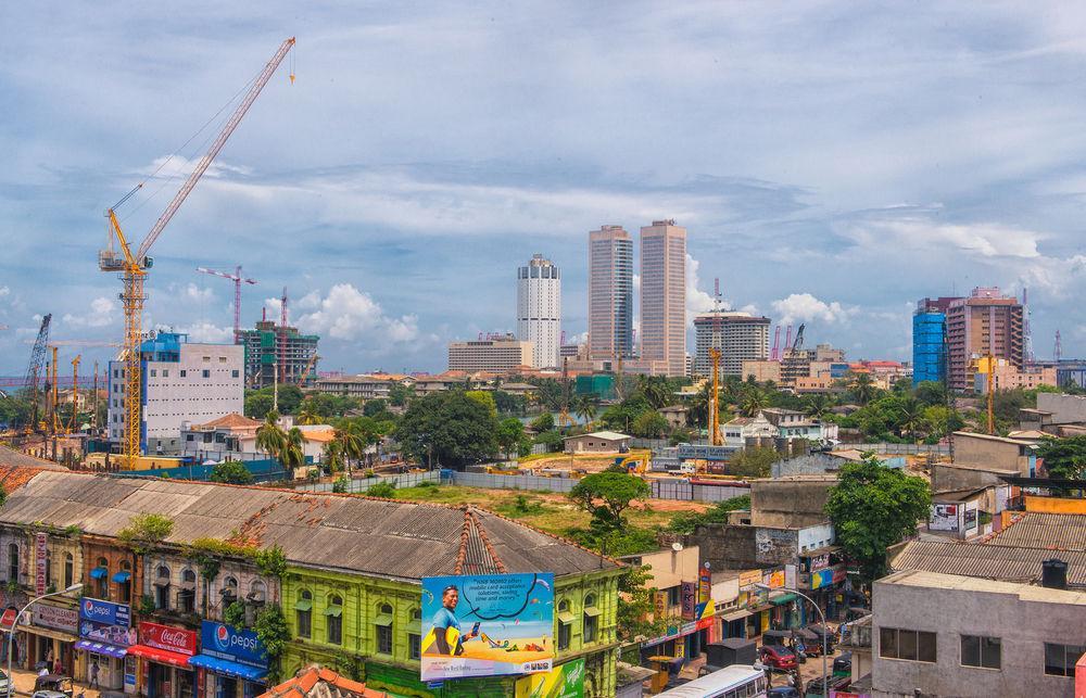 Metro City Hotel Colombo Buitenkant foto